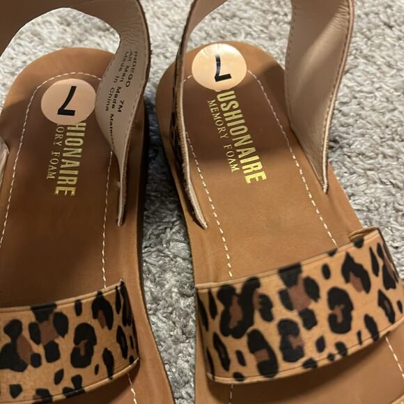 NEW Cheetah Print Sandals CUSHIONAIRE Women Indego Stretch Size‎ 7 Animal Print - Picture 14 of 16